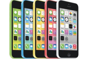 iPhone 5C:n myynti takkuaa